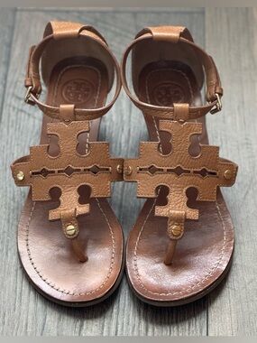 Tory Burch Chandler Brown/Tan Leather Logo Thong Sandals Size 7M